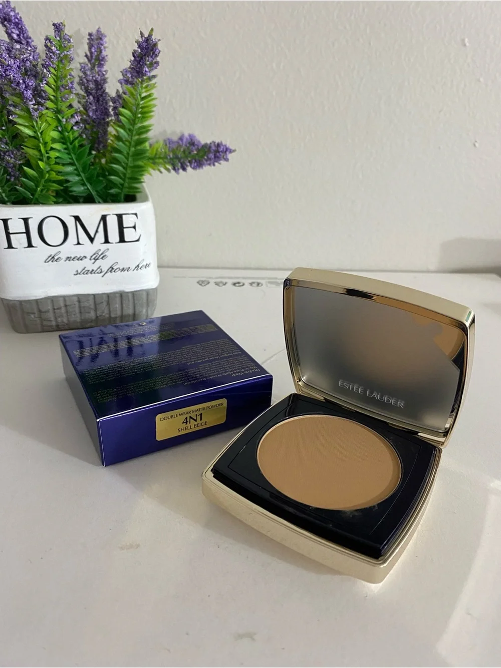 4N1 Shell Beige ~ Estée Lauder Double Wear Stay-in-Place Matte Powder Foundation